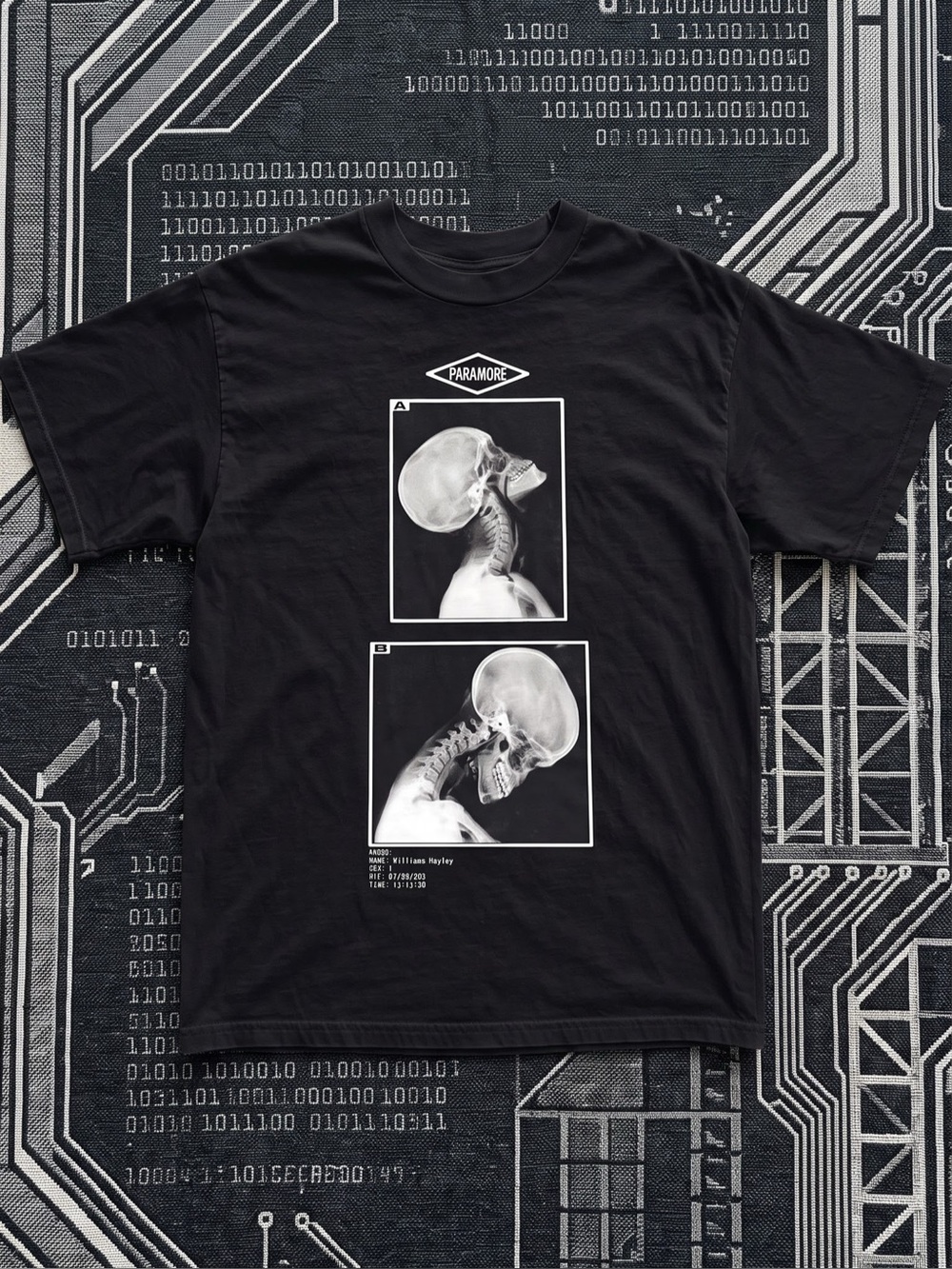 Paramore Hayley Williams X-Ray Skull Scan
Emo Alternative Black T-Shirt